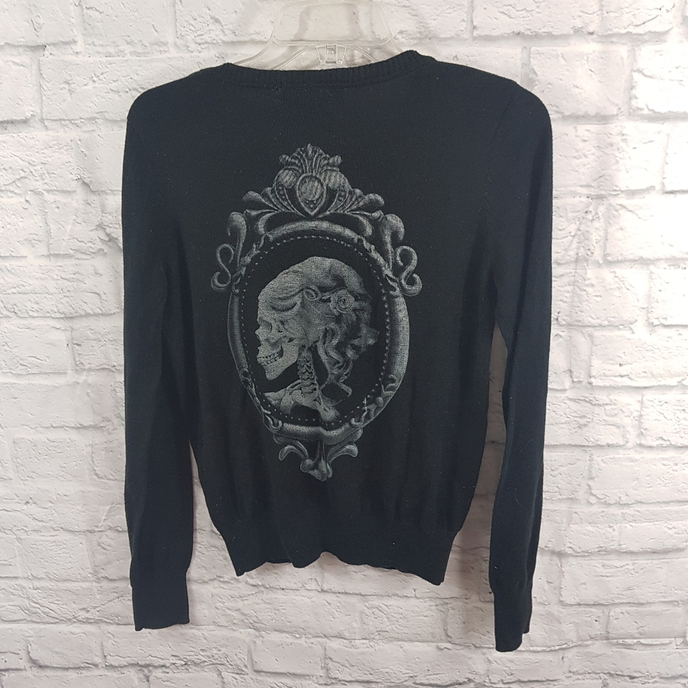 Pinky Star Lolita "Skull Cameo" Back/Rear Print Button Closure Cardigan